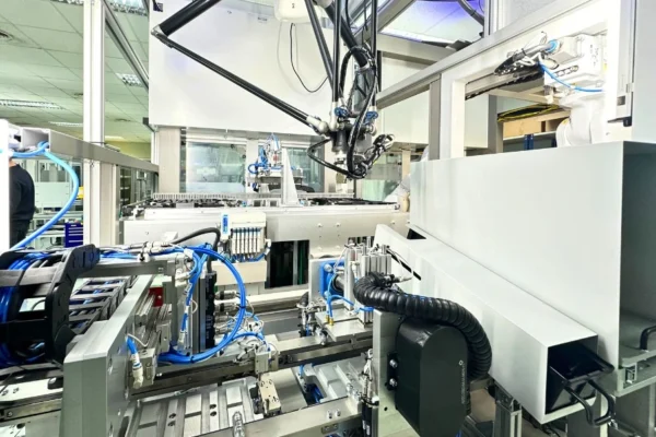 Assembly Station
for OLED Modules