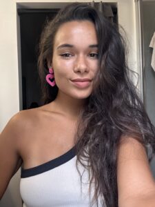 IV Spikes assembly machine