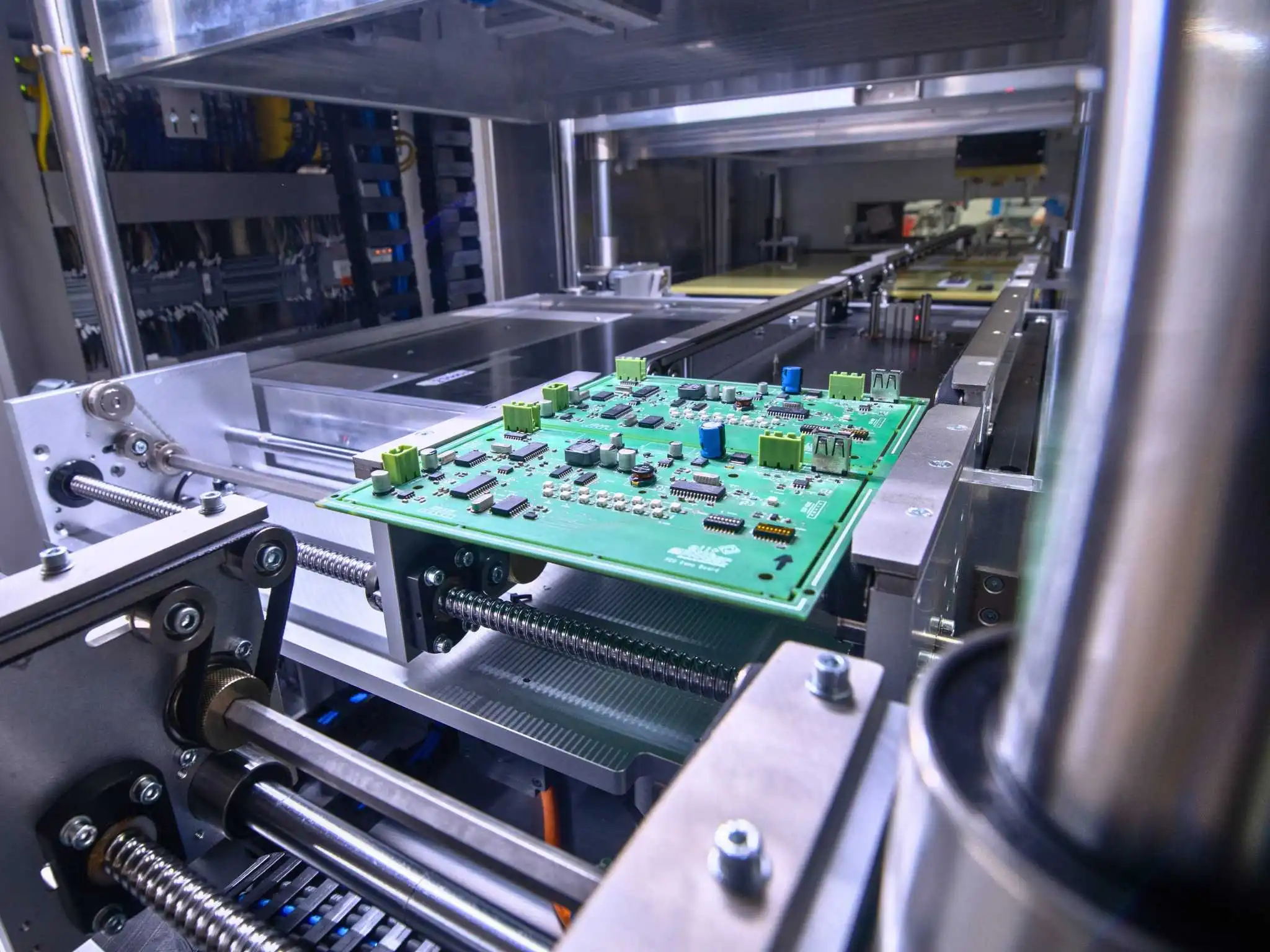 Test de PCB de EIIT para Productrónica 2025
